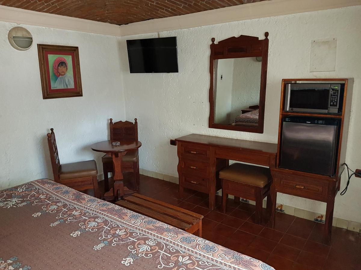 State Inn Chihuahua Exteriör bild