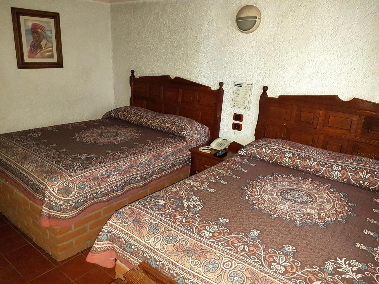 State Inn Chihuahua Exteriör bild