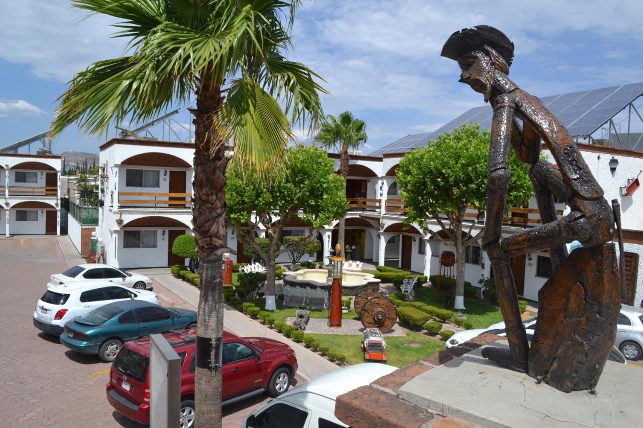 State Inn Chihuahua Exteriör bild